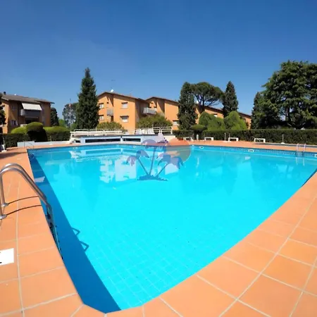 Relax & Piscina A Due Passi Dal 